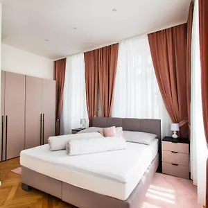 Royal Residences Apartment Wien