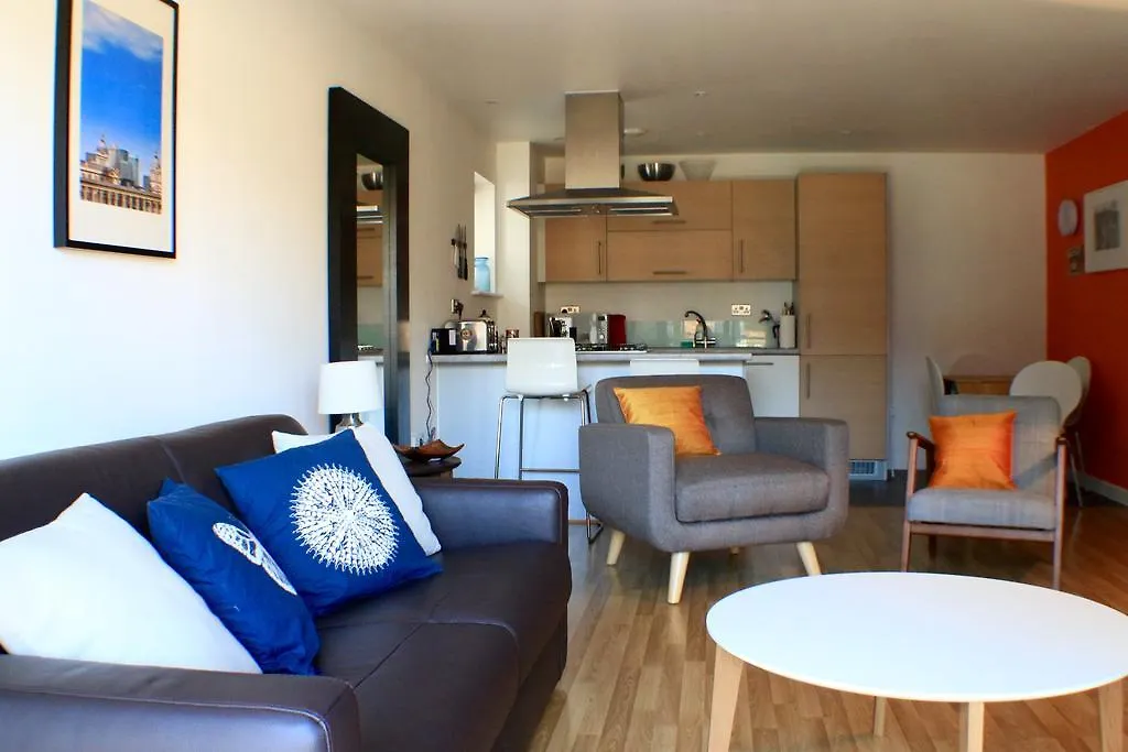 Spacious Central Family Apartment London